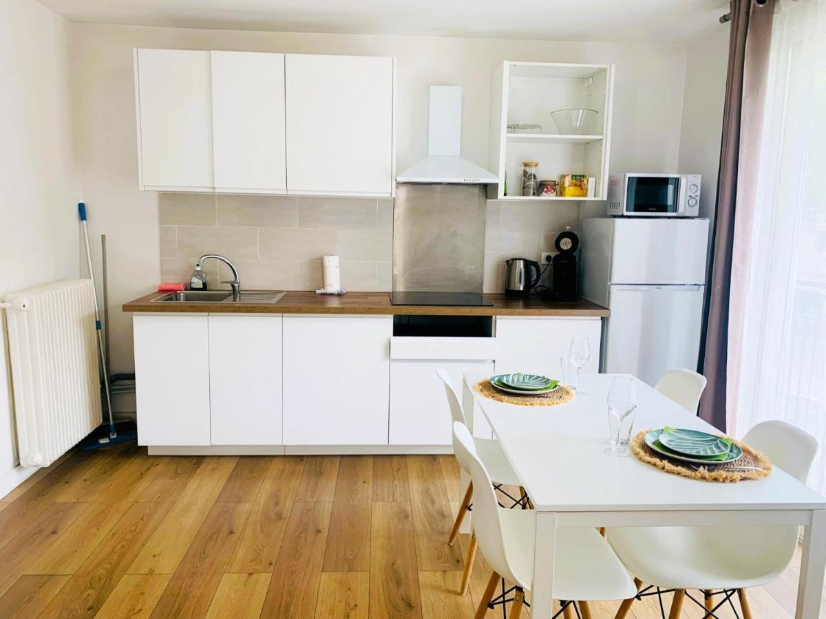 Wonderful Place Near Vieux Port 56M2 Apartment Marseille Bagian luar foto