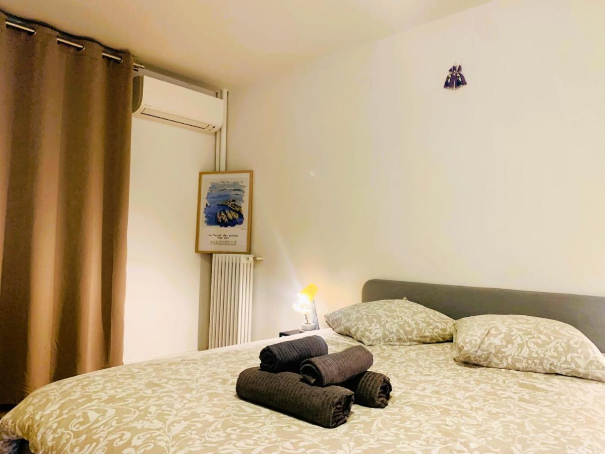 Wonderful Place Near Vieux Port 56M2 Apartment Marseille Bagian luar foto