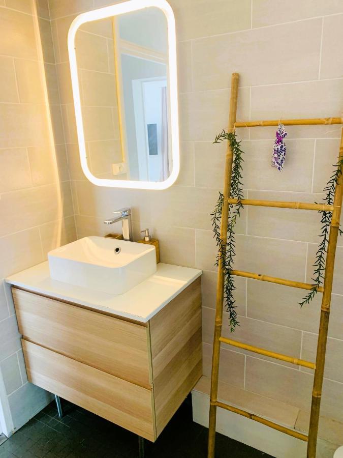 Wonderful Place Near Vieux Port 56M2 Apartment Marseille Bagian luar foto