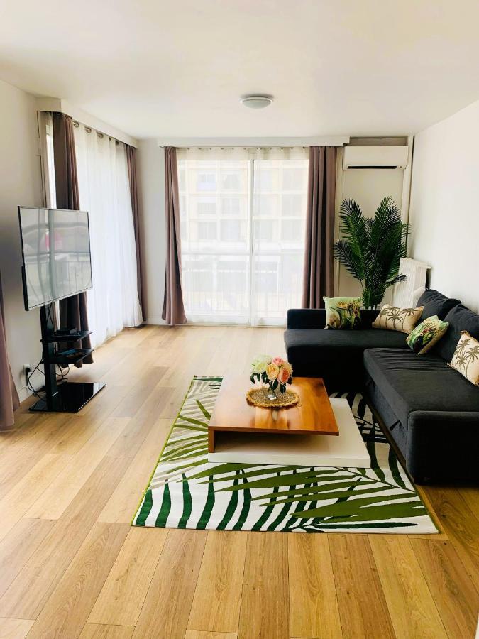 Wonderful Place Near Vieux Port 56M2 Apartment Marseille Bagian luar foto